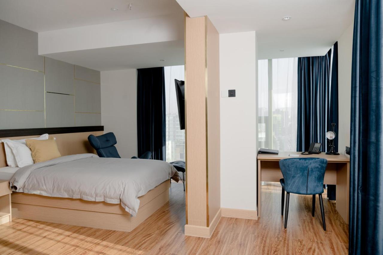 Millennium Plaza Hotel & Mall Ulánbátor Kültér fotó